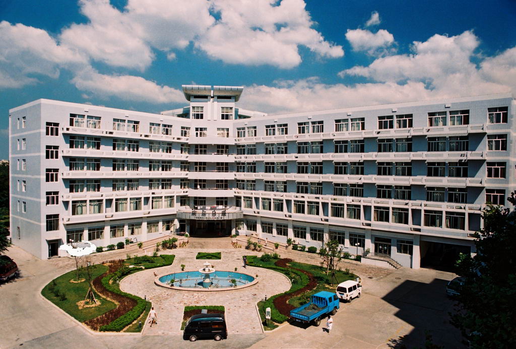 青島海慈醫院 衛生隔離式洗脫機